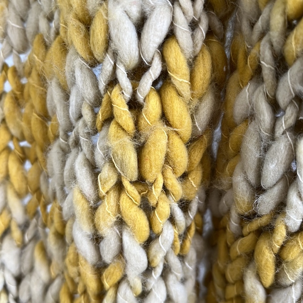 Infinity scarf. - Picture 2 of 3